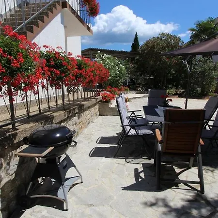 Stijak-sorum Affittacamere 4*