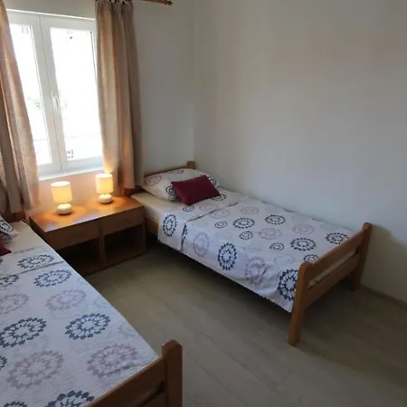Stijak-sorum 4*